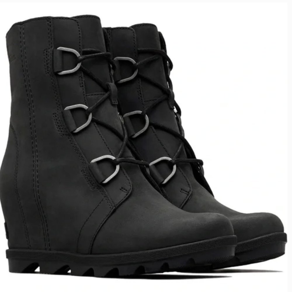 SOREL Joan of Arctic Waterproof Wedge Boot (Women) Size 8